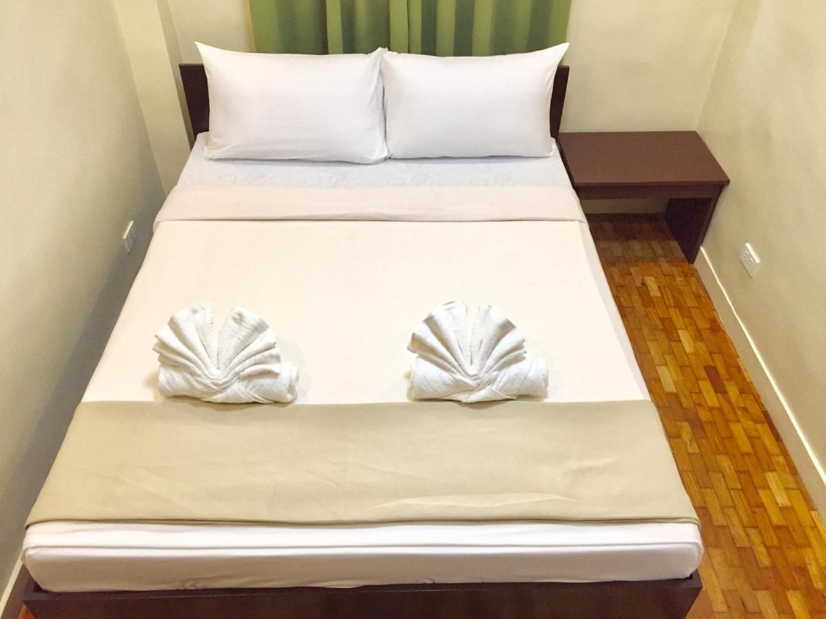 Elliannah Pines Hotel Baguio City Екстер'єр фото