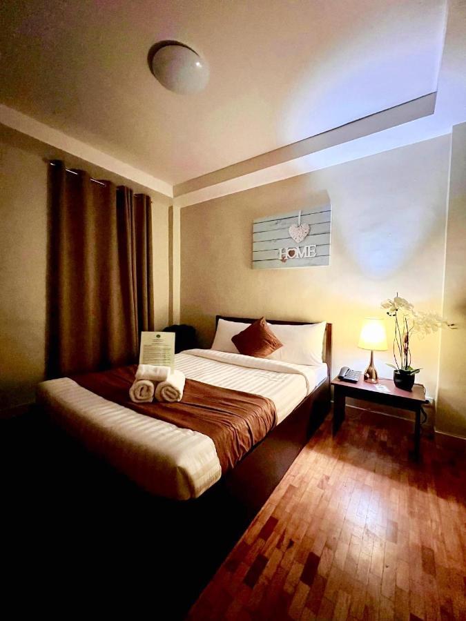 Elliannah Pines Hotel Baguio City Екстер'єр фото