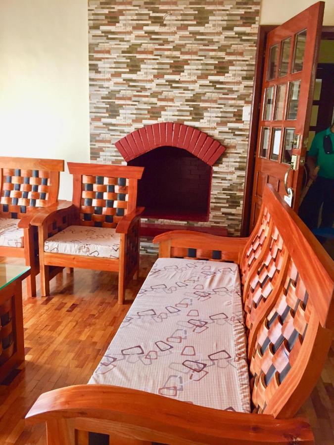 Elliannah Pines Hotel Baguio City Екстер'єр фото