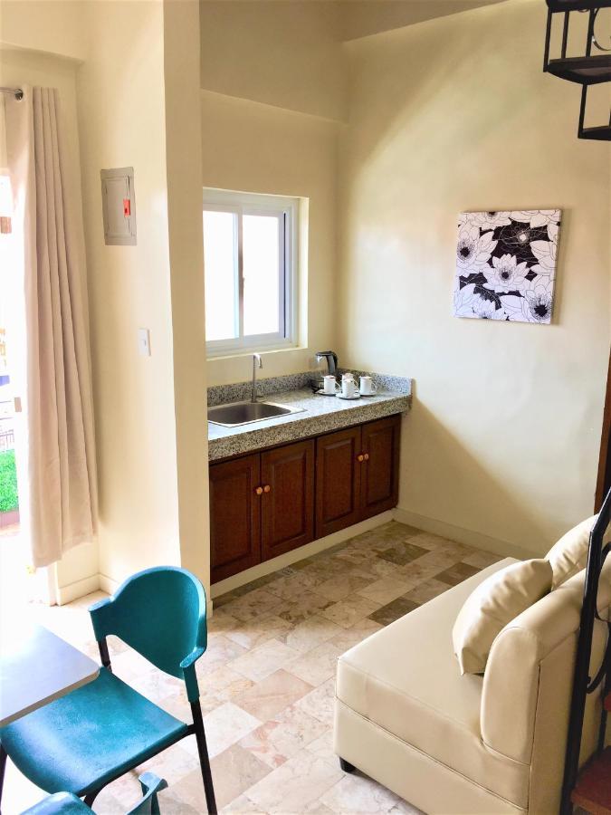 Elliannah Pines Hotel Baguio City Екстер'єр фото